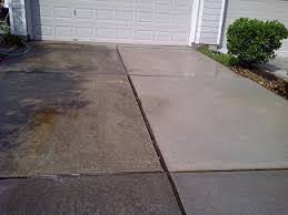 Driveway before and after pressure washing - concrete driveway cleaning Orlando FL